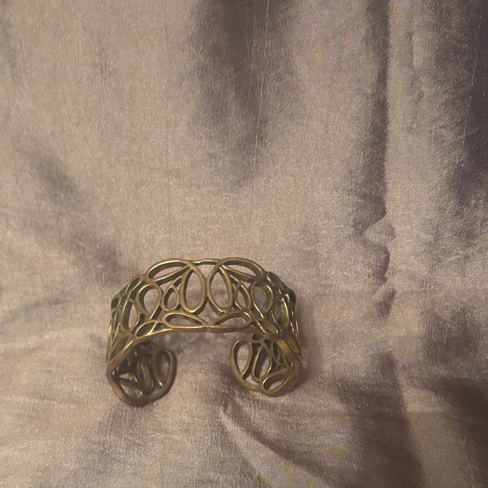 Elegant Gold Cuff Bracelet